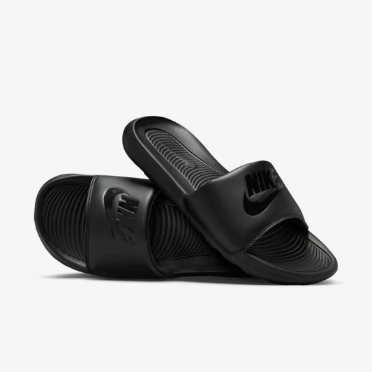 NIKE VICTORI ONE SLIDE