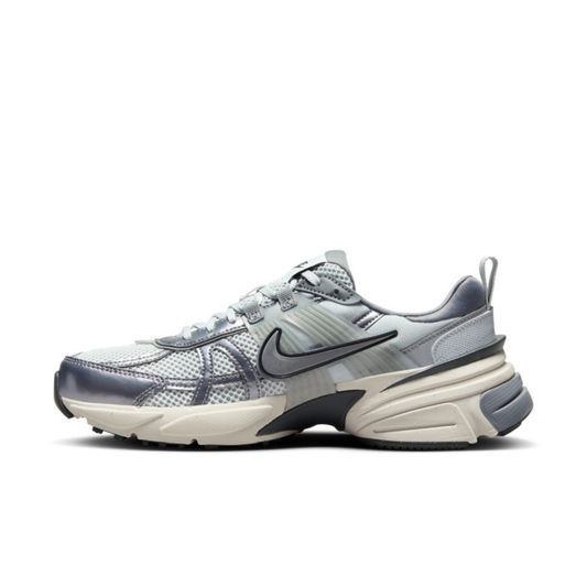 W NIKE V2K RUN
