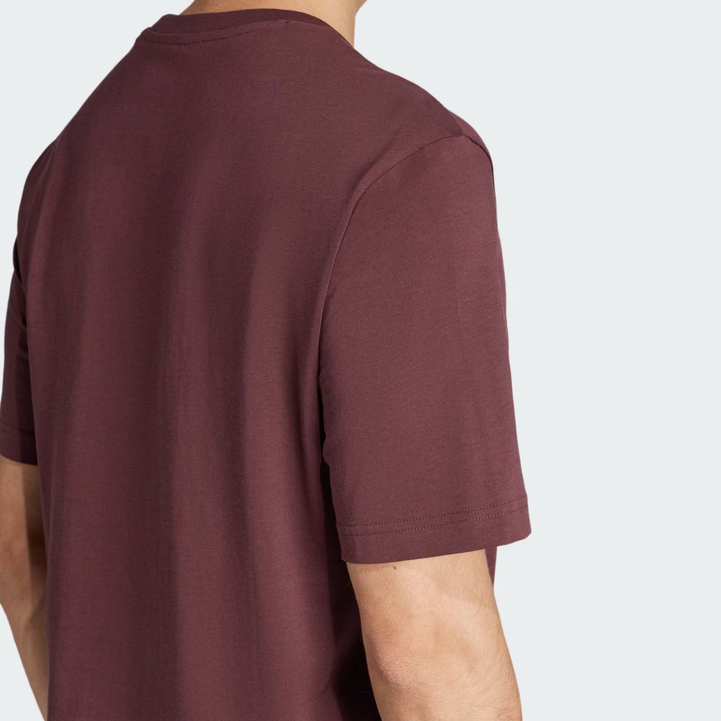 M C CAMO LOGO T