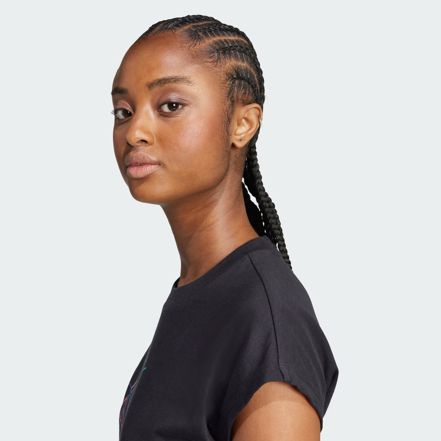 SUETER OUTLINE GRAPHIC