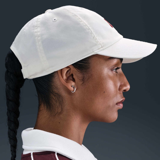 Nike Club desestrururada Futura Wash Cap