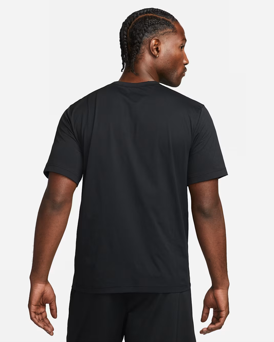 Nike Hyverse Sueter de manga corta Dri-FIT versátil con protección UV - Hombre