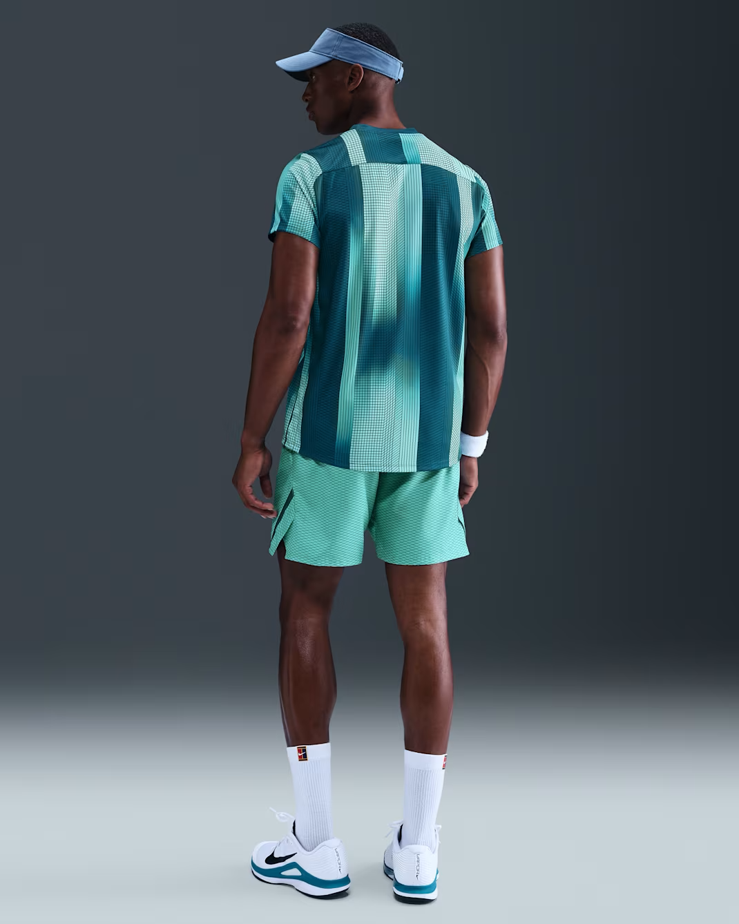 NikeCourt Victory Sueter de tenis Dri-FIT - Hombre