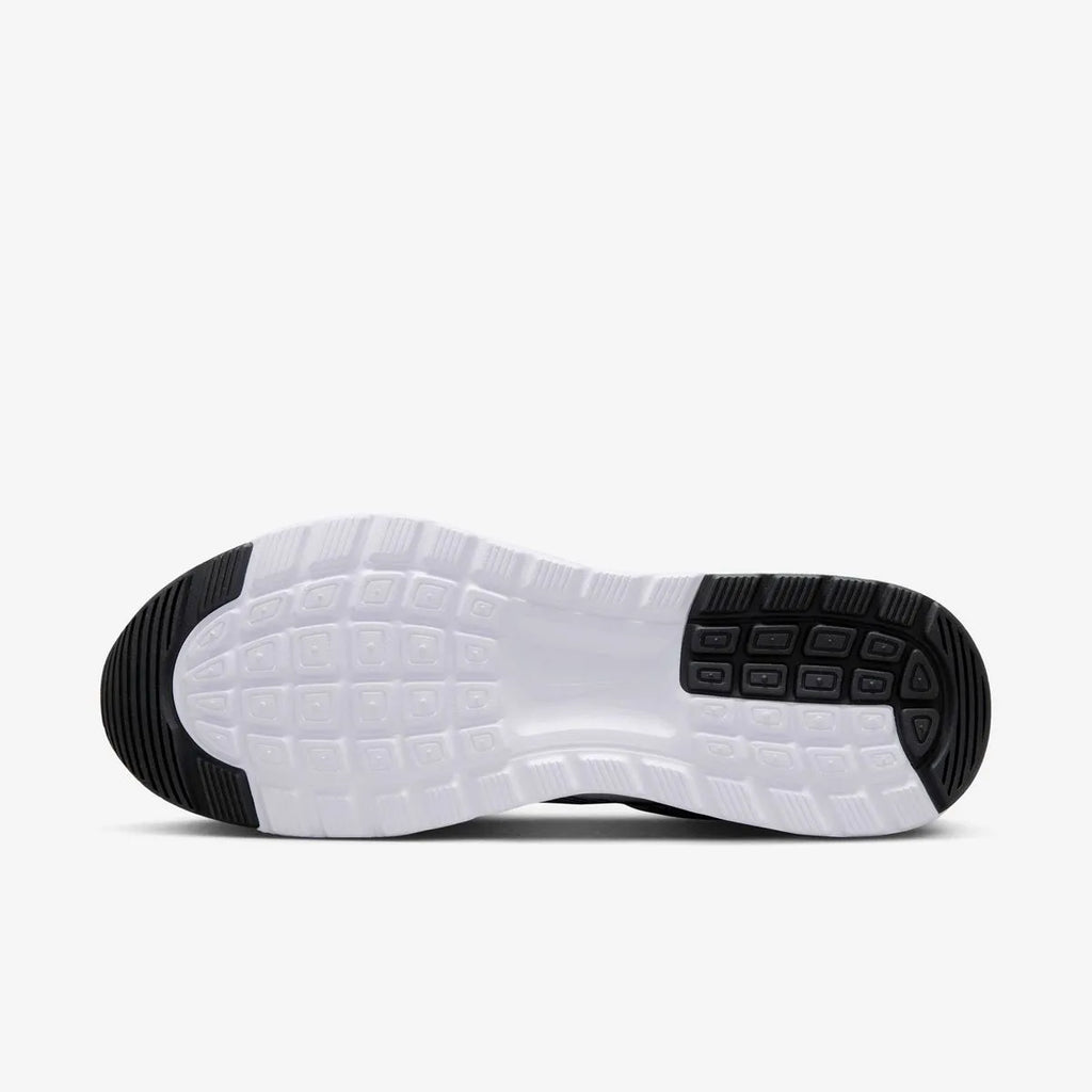 NIKE AIR MAX NUAXIS