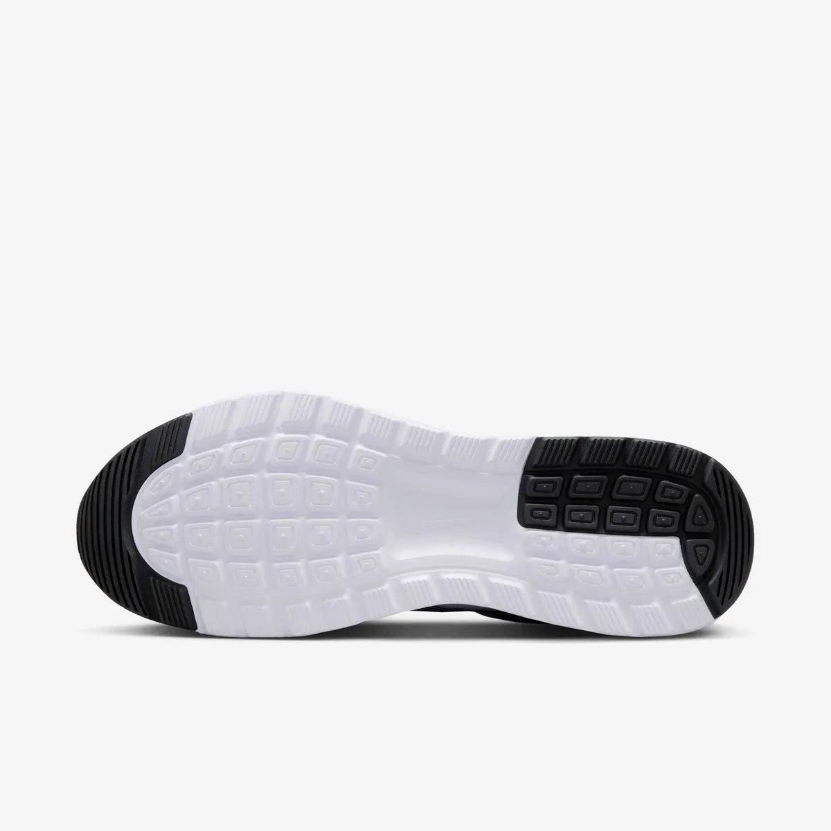 NIKE AIR MAX NUAXIS