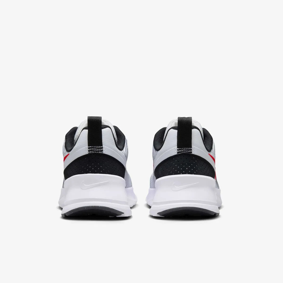NIKE AIR MAX NUAXIS