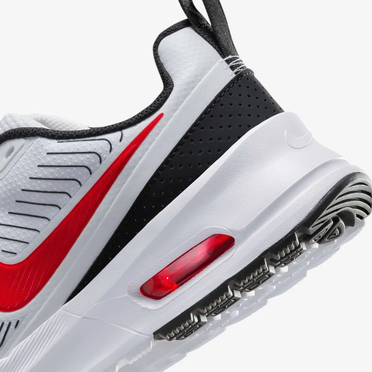NIKE AIR MAX NUAXIS