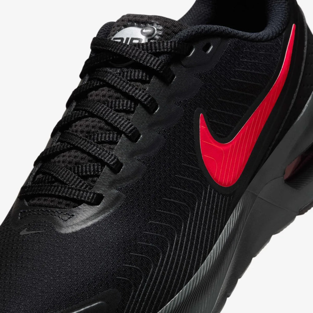 NIKE AIR MAX NUAXIS