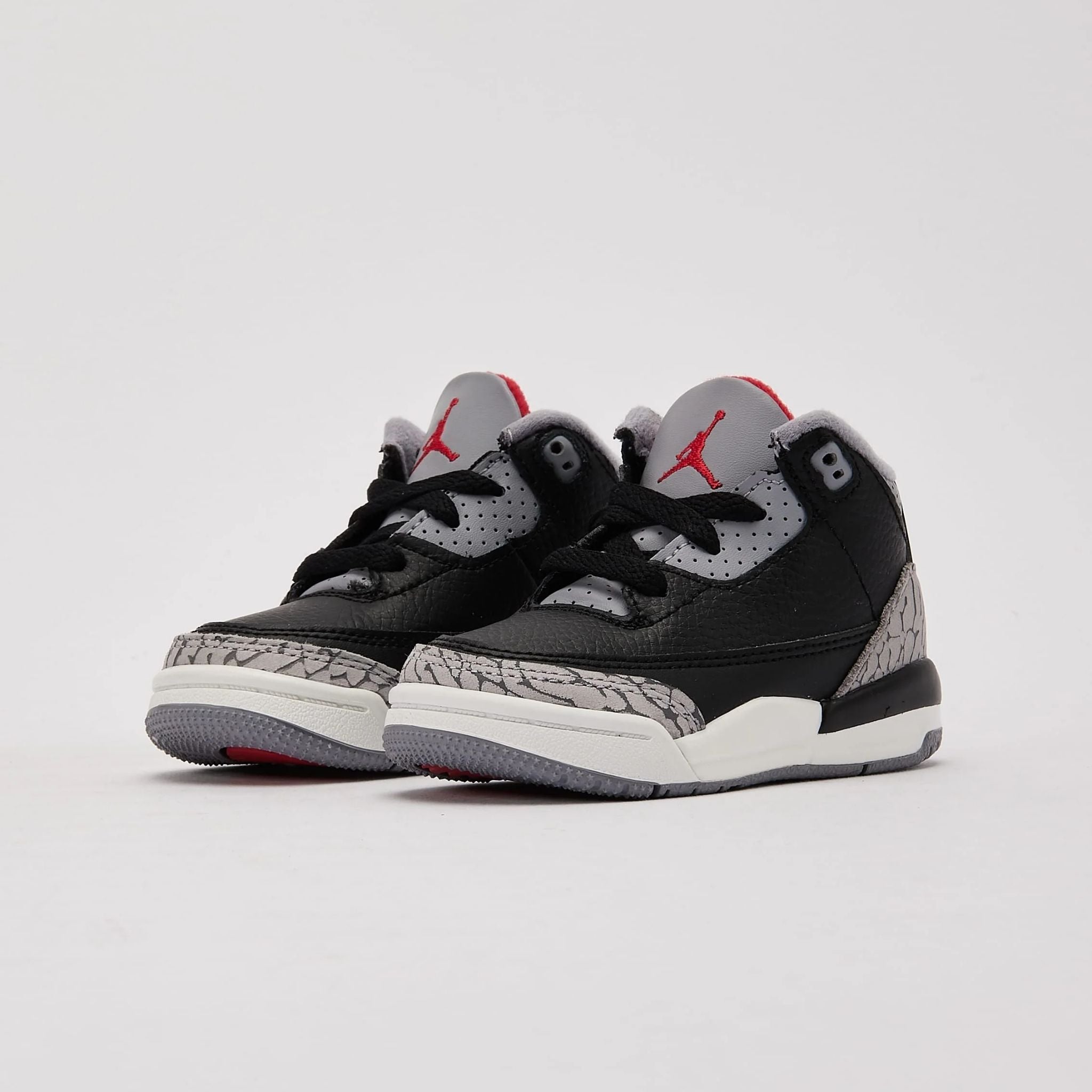JORDAN 3 RETRO BT