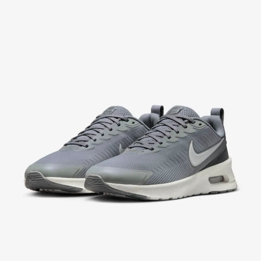 NIKE AIR MAX NUAXIS