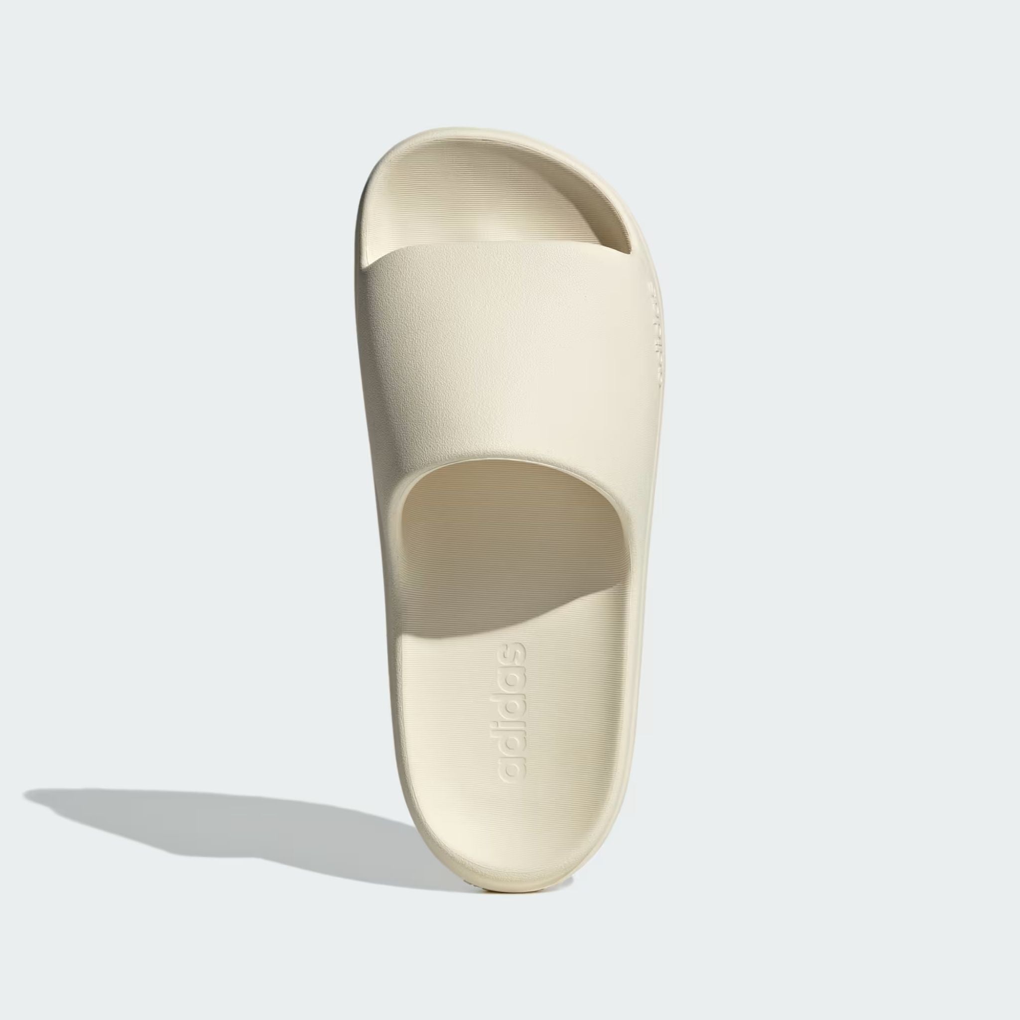 ADILETTE LUMIA