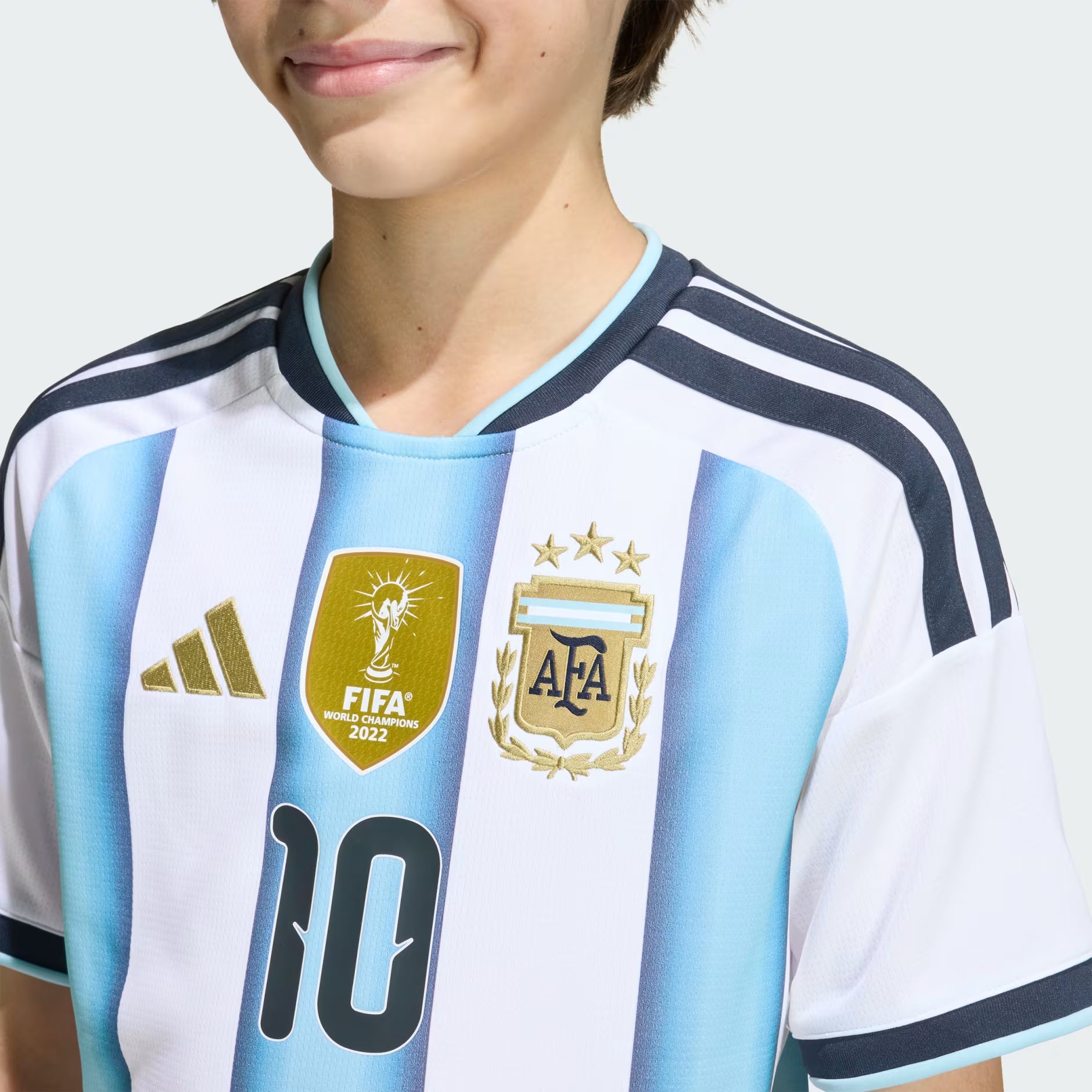 SUETER LOCAL SELECCIÓN ARGENTINA 26 MESSI PARA NIÑOS