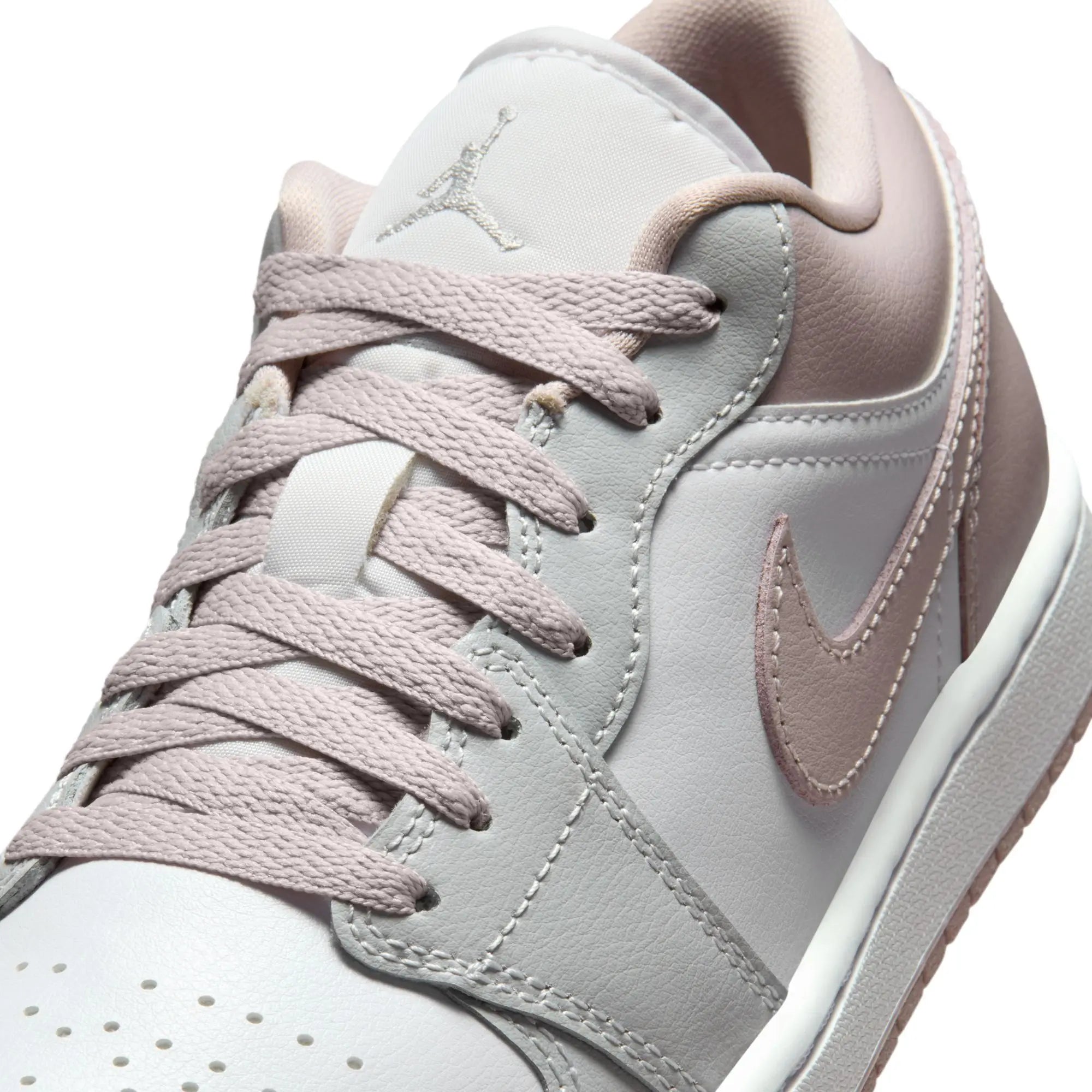 WMNS AIR JORDAN 1 LOW