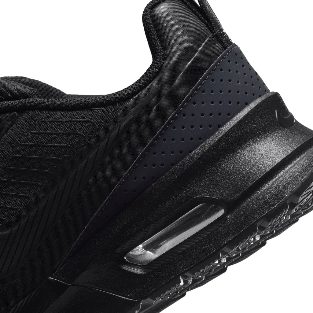 NIKE AIR MAX NUAXIS