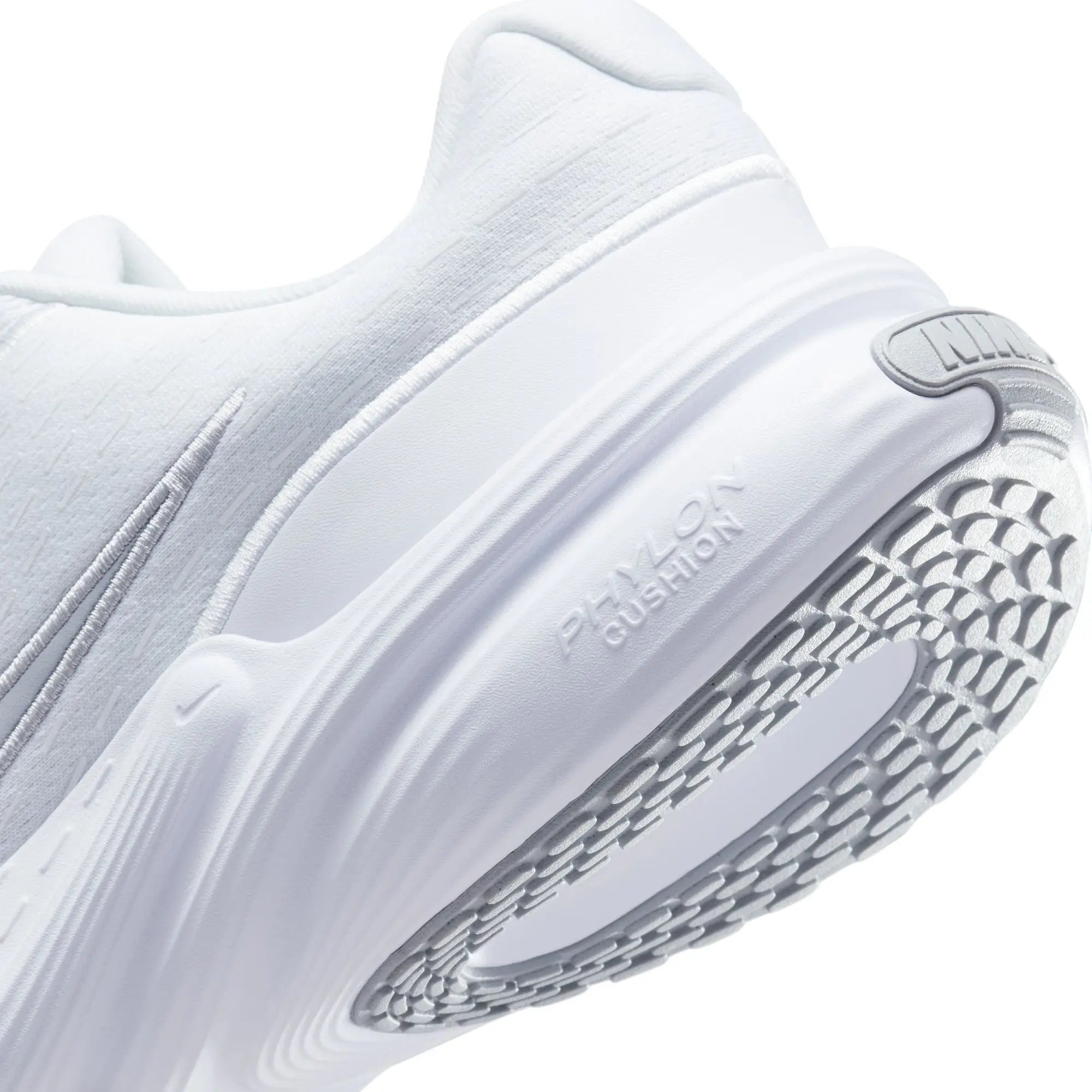 NIKE UPLIFT SC