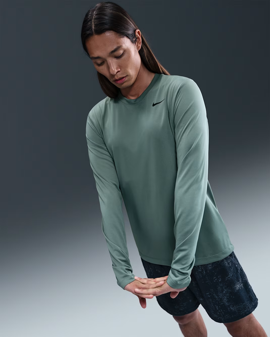 Nike Dri-FIT Legend Top de fitness de manga larga para hombre