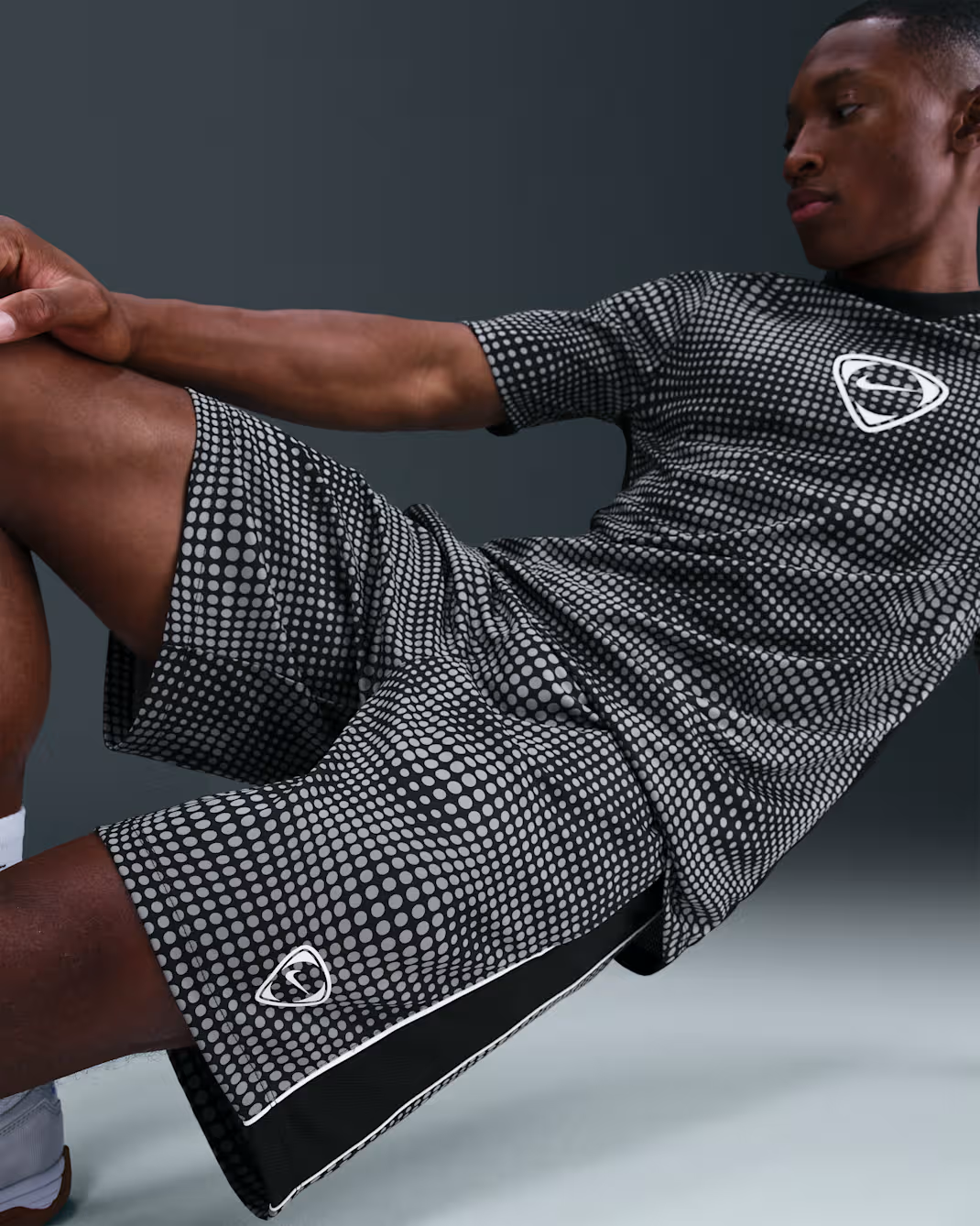 Nike Academy+ Shorts de fútbol Dri-FIT para hombre