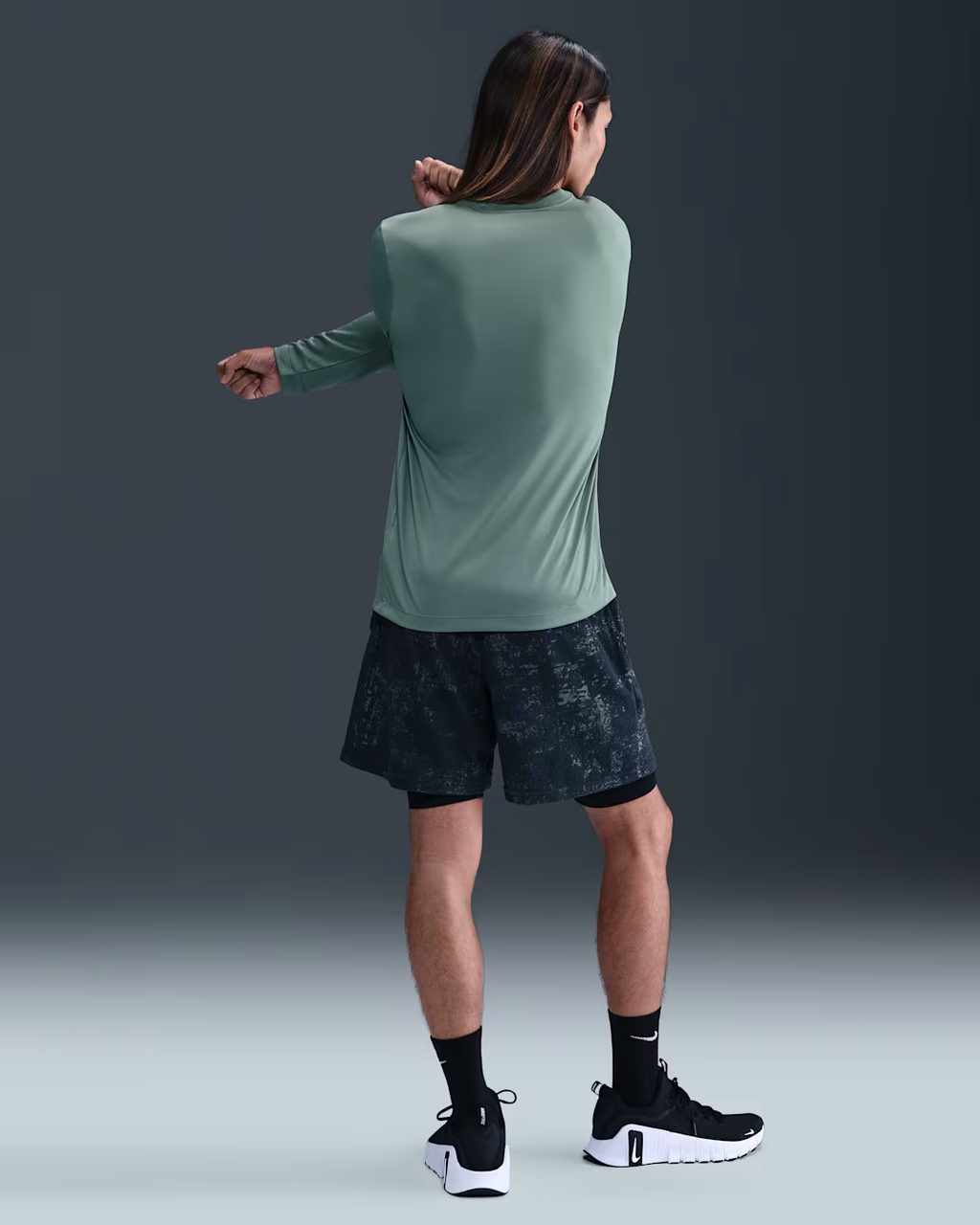 Nike Dri-FIT Legend Top de fitness de manga larga para hombre