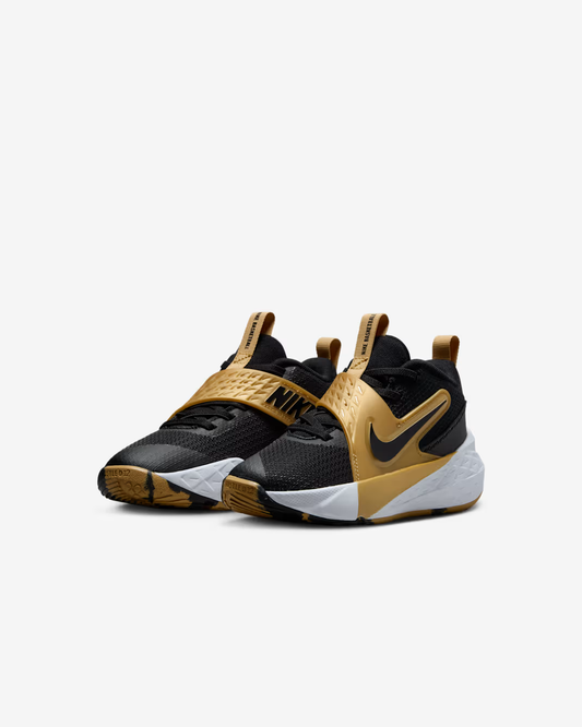 Nike Team Hustle D 12 Tenis para niños de preescolar