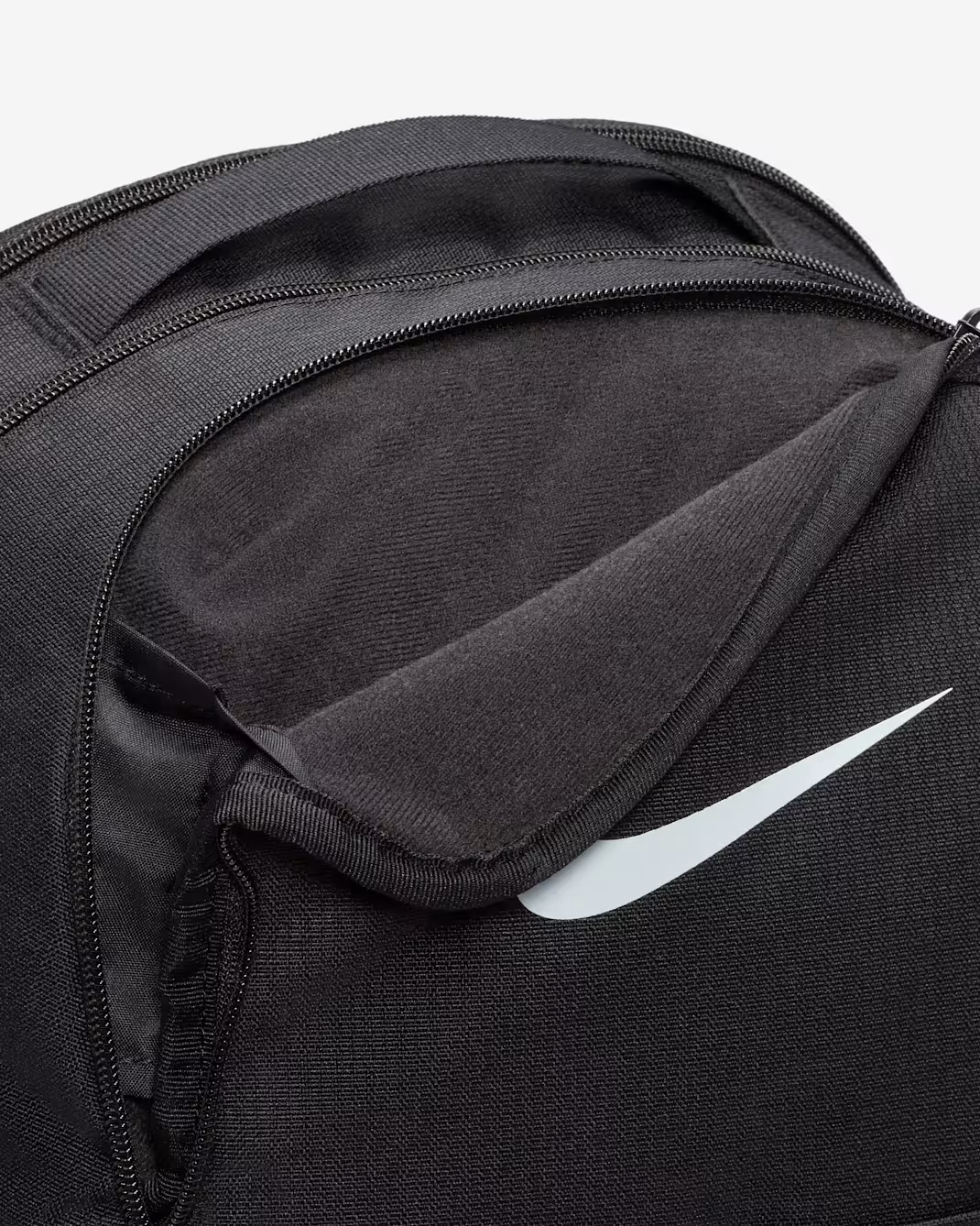 Nike Brasilia 9.5 Mochila de entrenamiento (mediana, 24 L)
