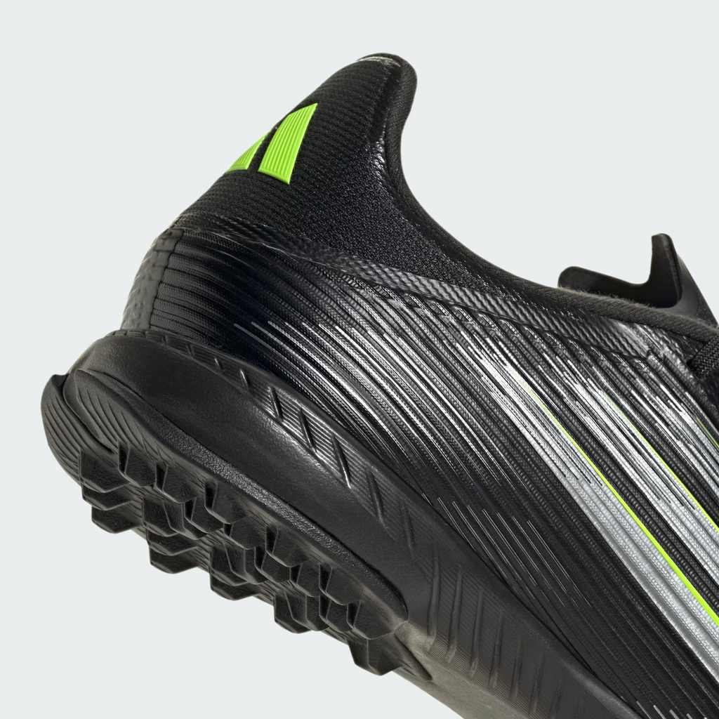TAQUILLOS F50 LEAGUE PARA CÉSPED ARTIFICIAL