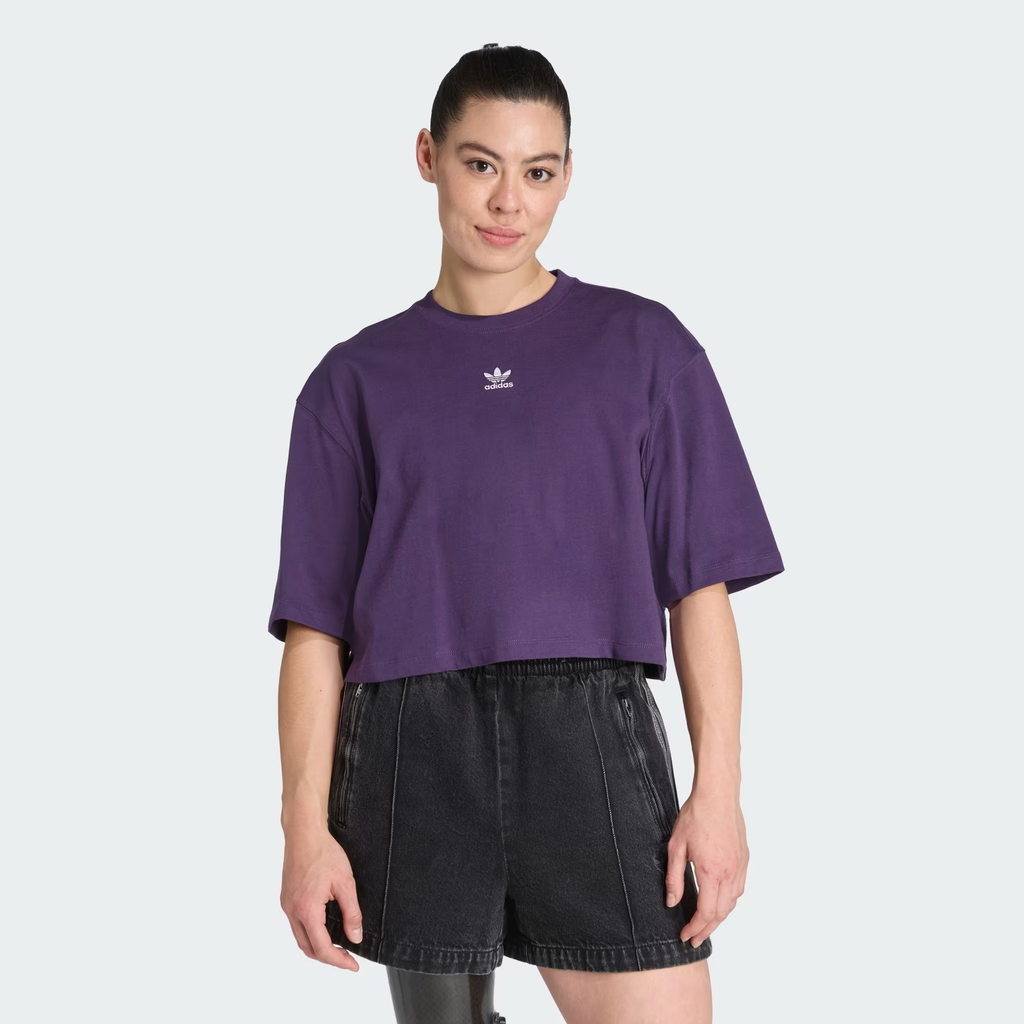 CAMISETA CORTA ESSENTIALS