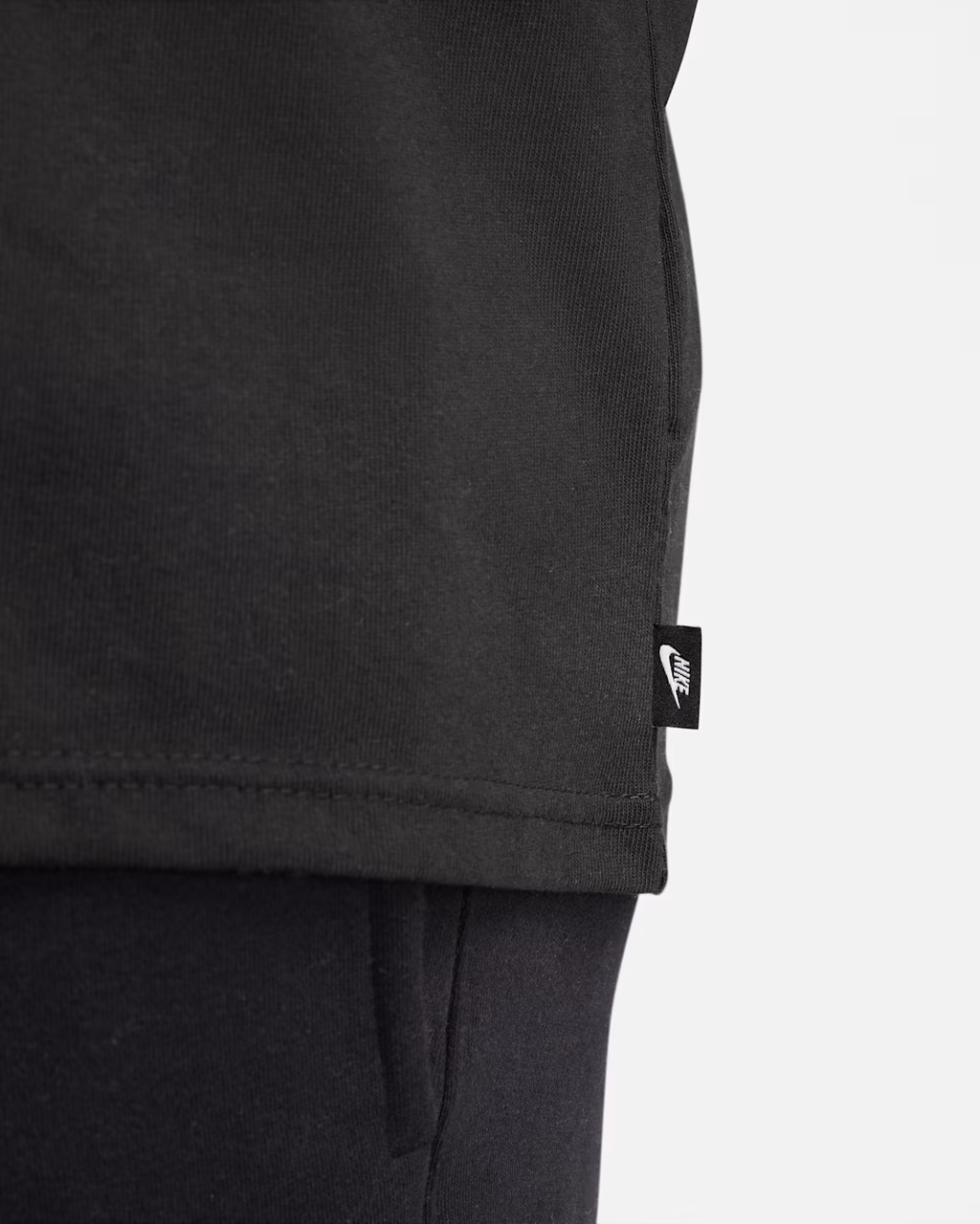 Nike Sportswear Premium Essentials Sueter de manga larga para hombre