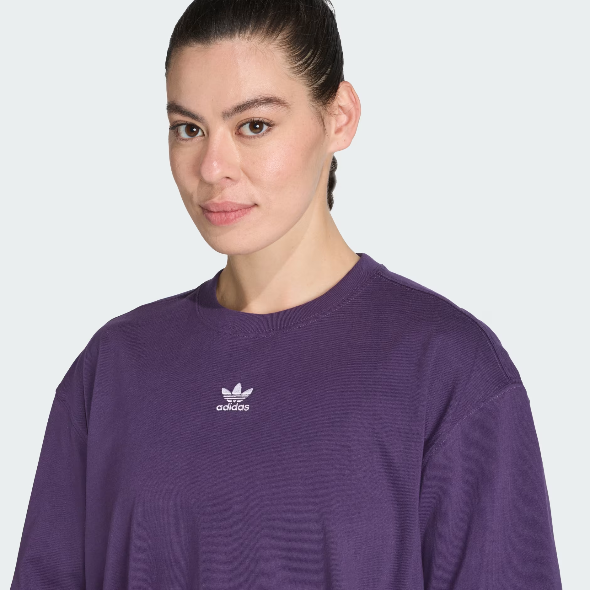 CAMISETA CORTA ESSENTIALS