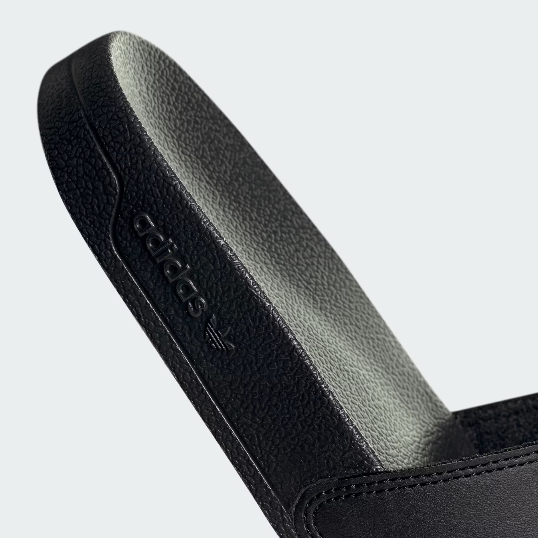 ADILETTE LITE