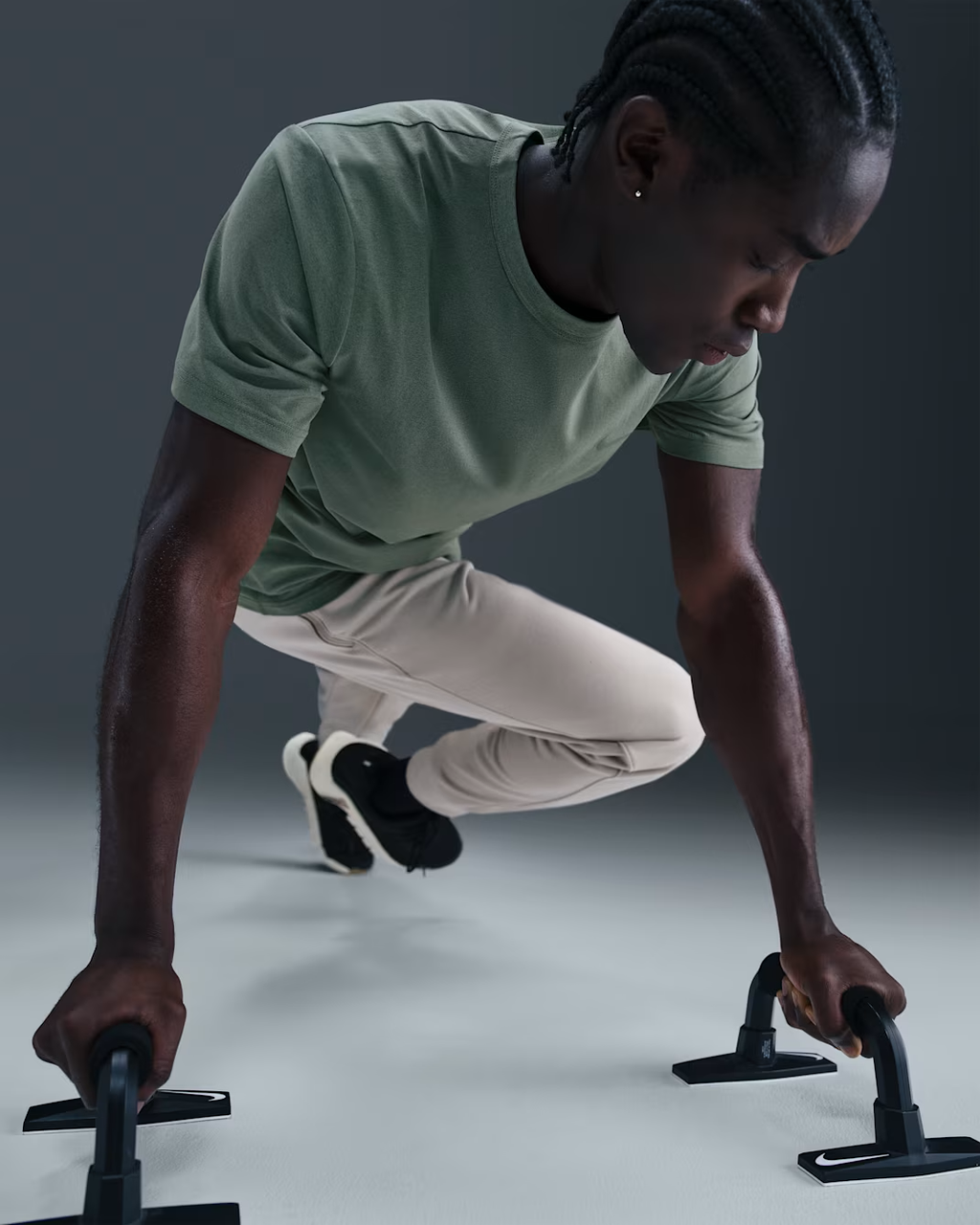 Nike Hyverse Top versátil de manga corta Dri-FIT UV para hombre