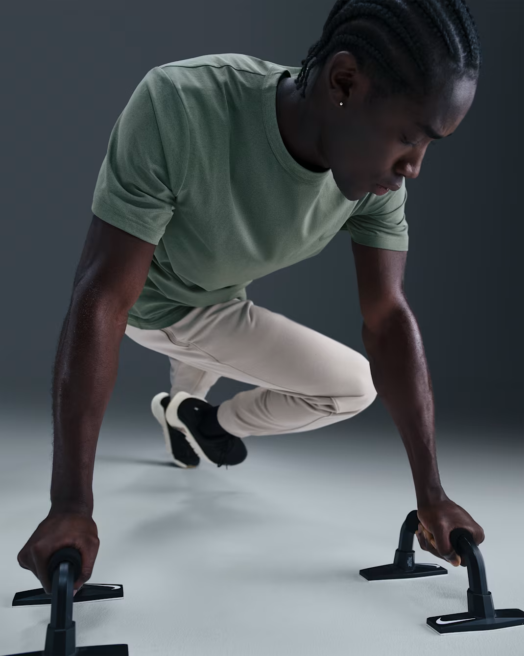 Nike Hyverse Top versátil de manga corta Dri-FIT UV para hombre