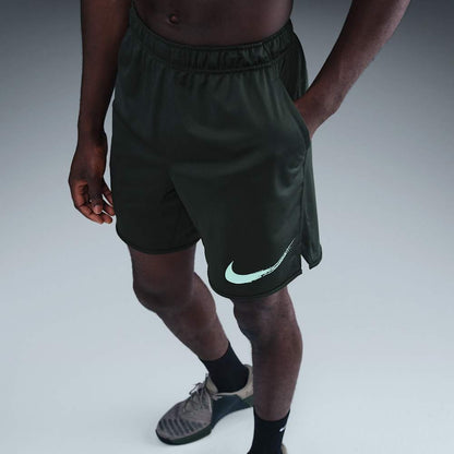Nike Totality Shorts versátiles Dri-FIT de 18 cm sin forro para hombre