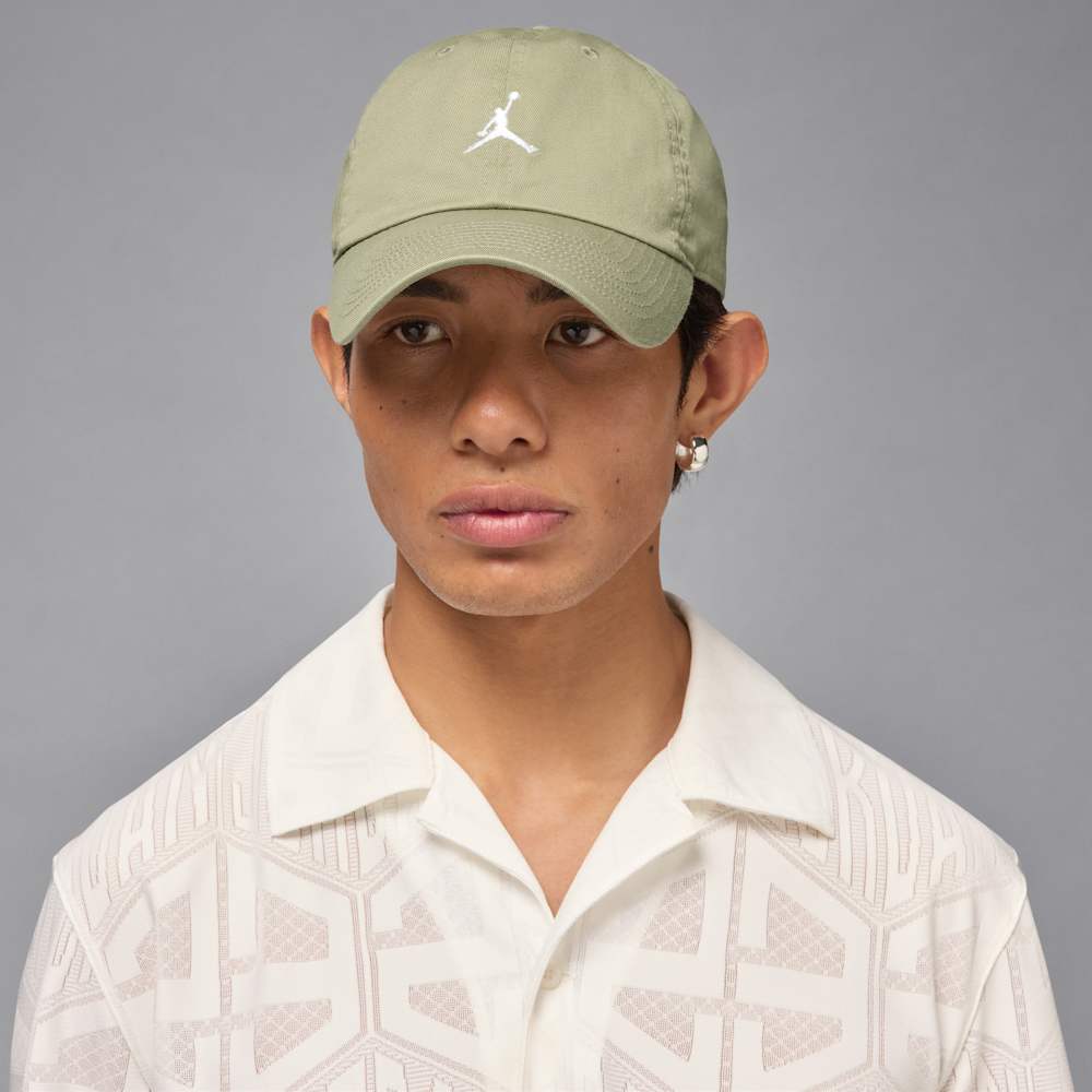 Jordan Club Gorra de visera curva sin estructura