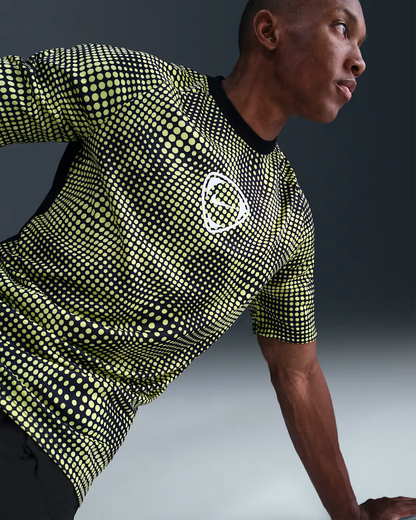 Nike Academy+ Sueter de fútbol de manga corta Dri-FIT para hombre