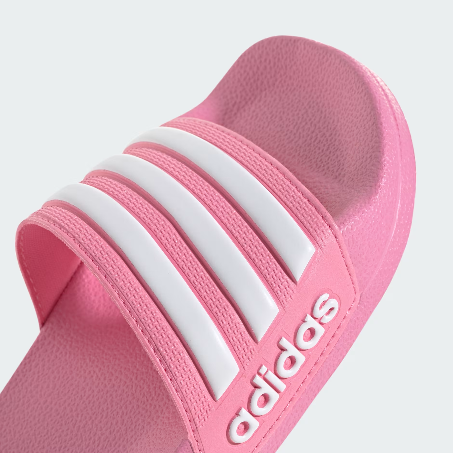 ADILETTE SHOWER SLIDES