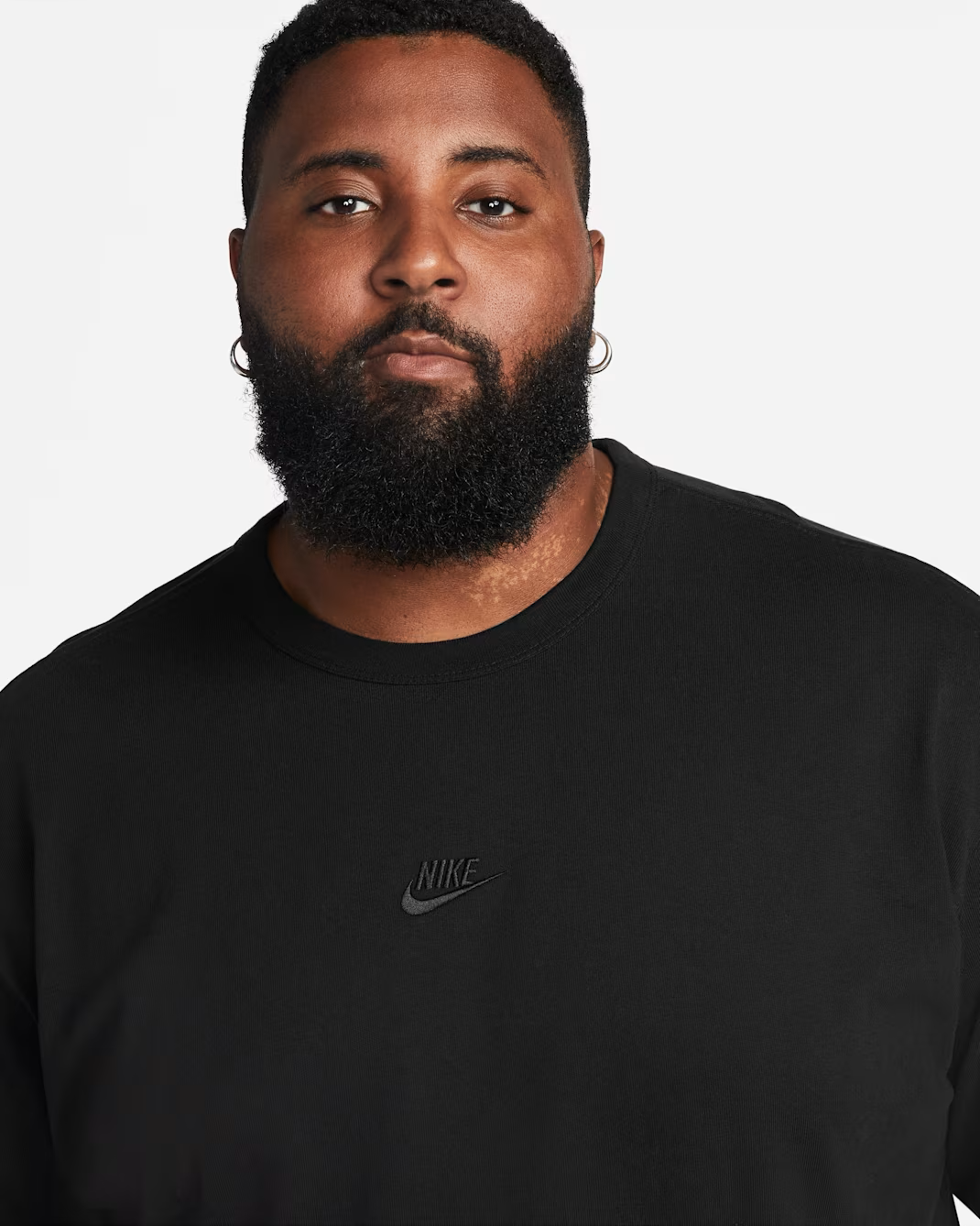 Nike Sportswear Premium Essentials Sueter de manga larga para hombre
