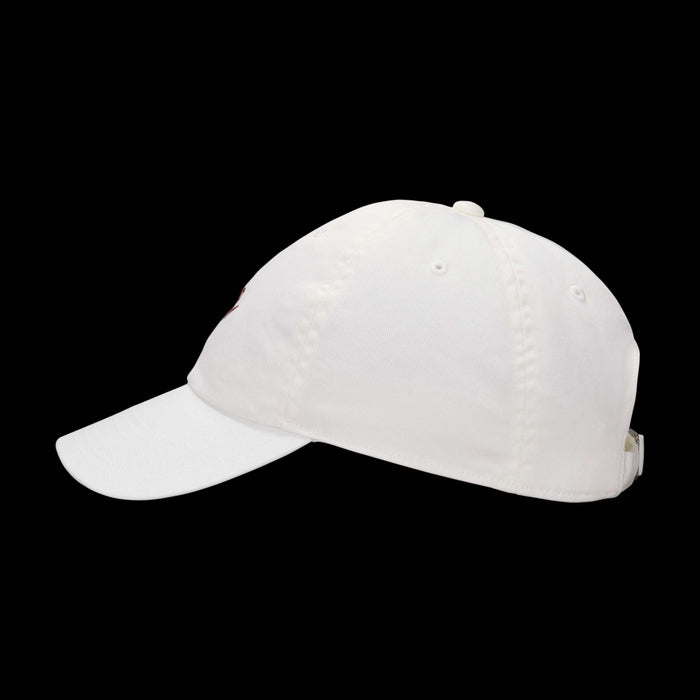 Nike Club desestrururada Futura Wash Cap
