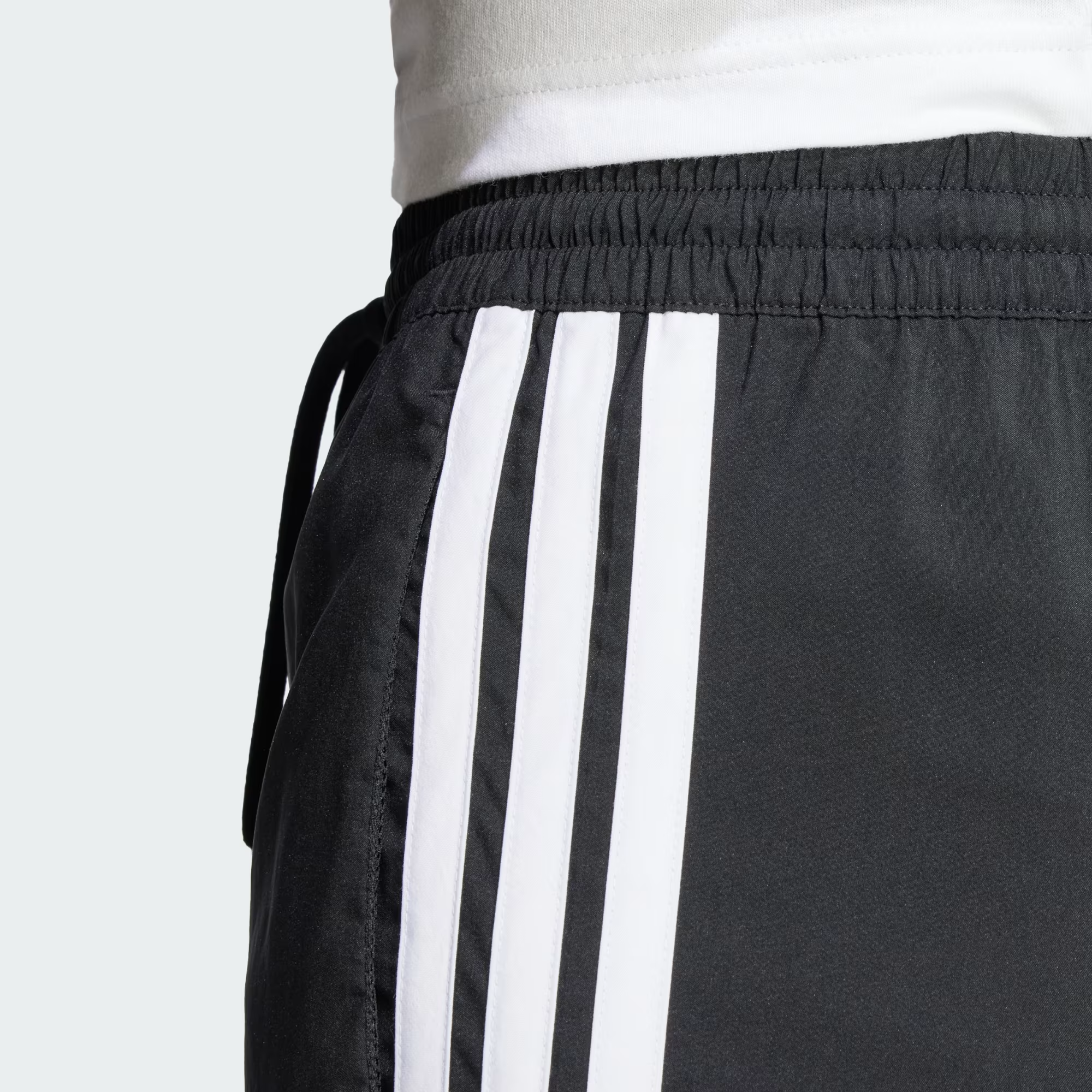 SHORTS ESSENTIAL CHELSEA 3 BANDAS
