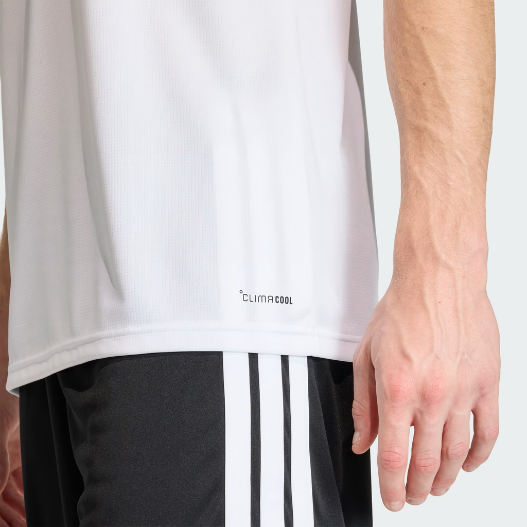 SUETER LOCAL DE ALEMANIA WC 26