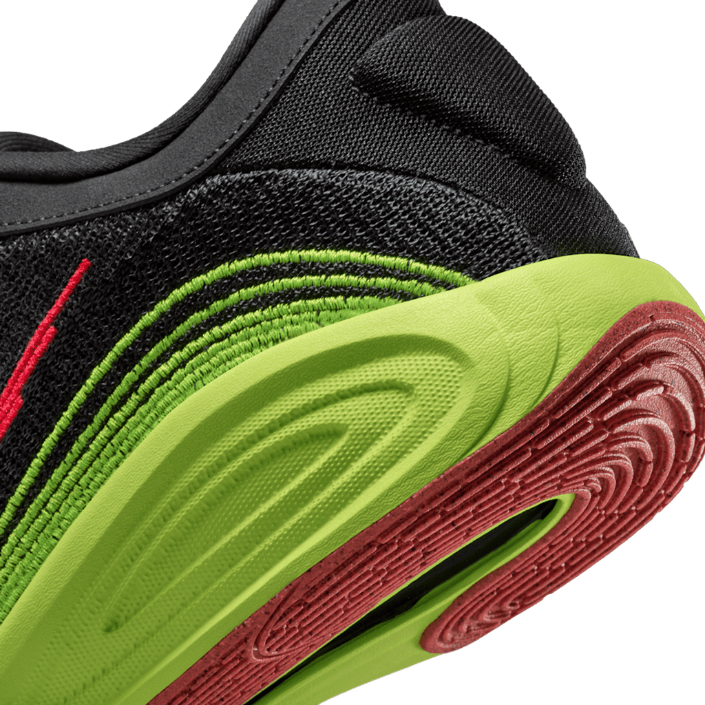 G.T. Hustle Academy Zapatilla de básquetbol